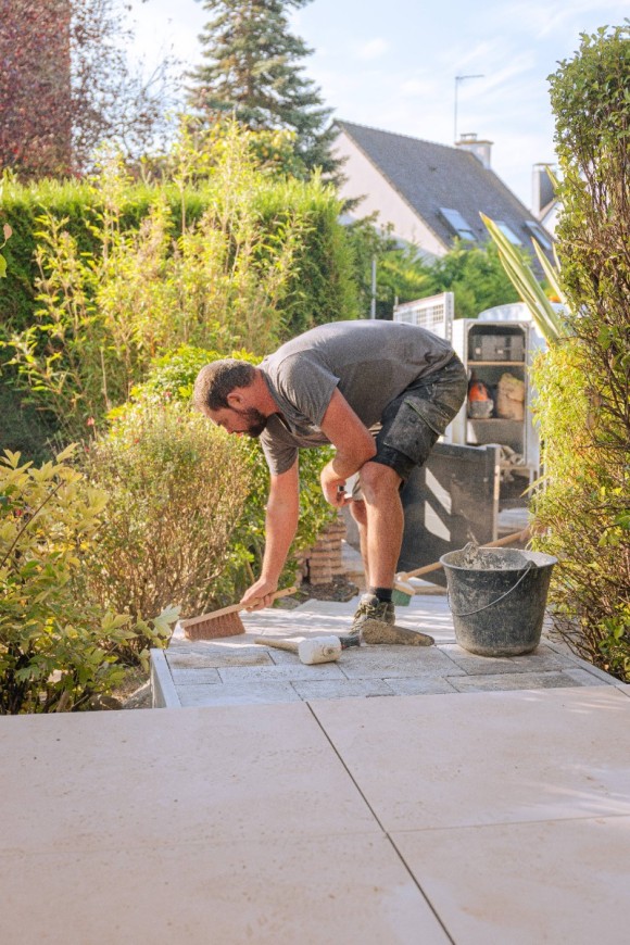Terrasse sur plots + pavage marches.jpg